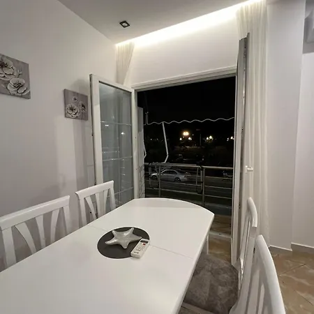 Piazza Apartment