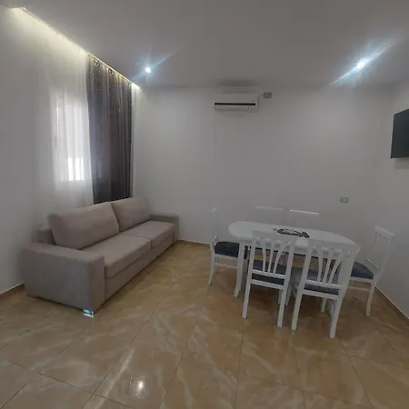 Apartmán Piazza Velipojë
